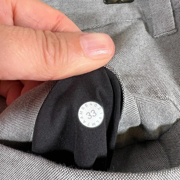 Lululemon Commission Short Mens Size 33 Relaxed Qwick Oxford 11" Gray Flat Front - Picture 4 of 9